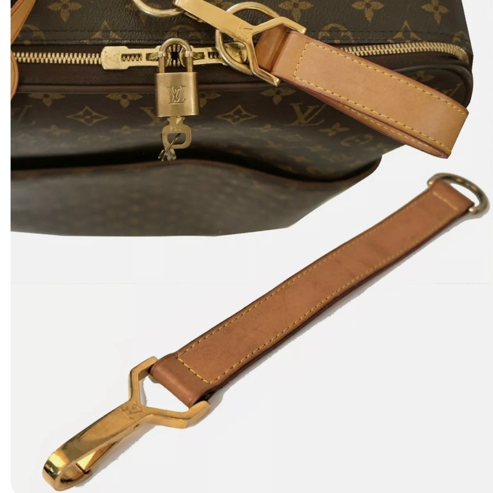 LOUIS VUITTON Leather Luggage Strap D-ring with Brass Hook for Pegase Suitcase